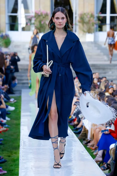 Look 24